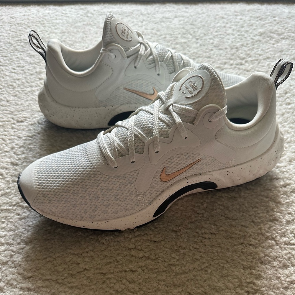 Nike White and Gold Athletic Shoes